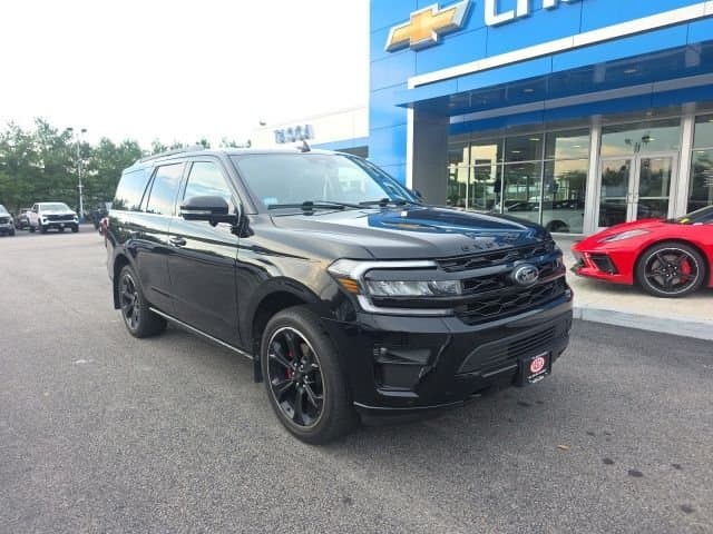2023 Ford Expedition Limited — photo 1 of 10