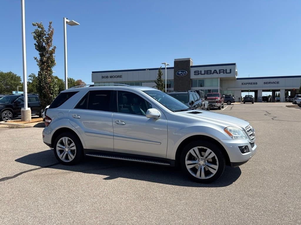 2009 Mercedes-Benz M-Class Base — photo 1 of 4