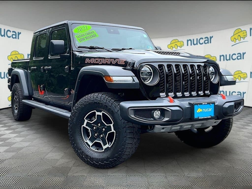 2021 Jeep Gladiator Mojave — photo 1 of 33