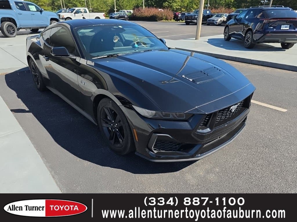2025 Ford Mustang GT — photo 1 of 2