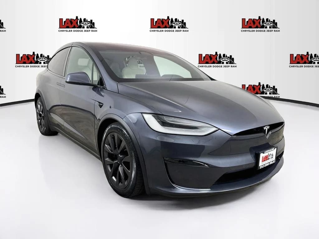 2023 Tesla Model X Standard Range — photo 1 of 32