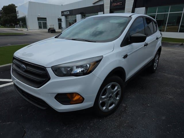 2018 Ford Escape S — photo 1 of 7
