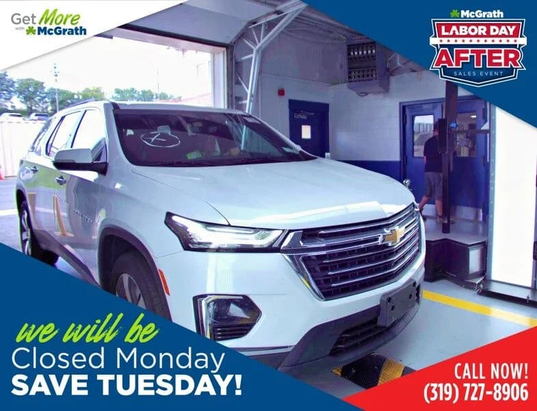 2023 Chevrolet Traverse LT Leather — photo 1 of 16