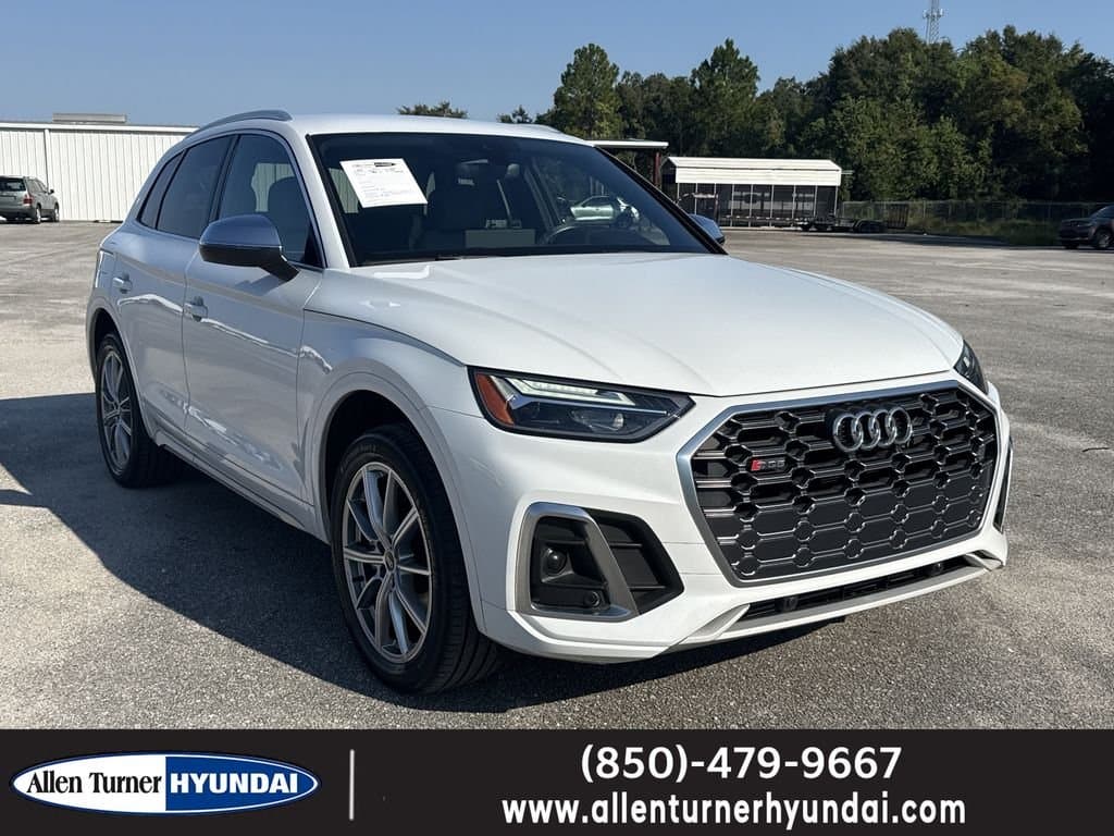 2022 Audi SQ5 Premium — photo 1 of 37