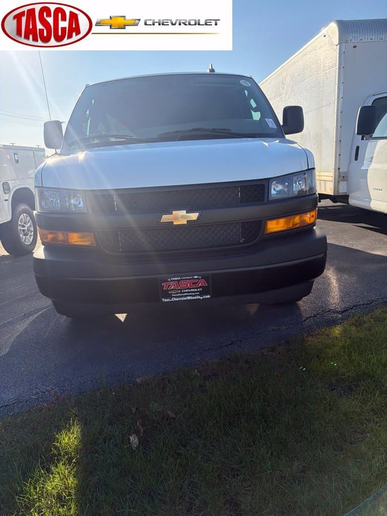 2027 Chevrolet Express Cargo Van Base — photo 1 of 11