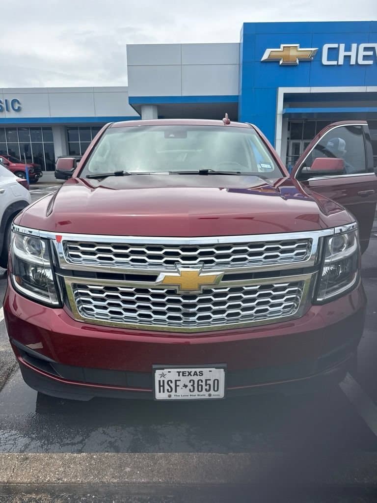 2016 Chevrolet Tahoe LS — photo 1 of 10