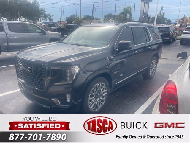 2024 GMC Yukon Denali Ultimate — photo 1 of 8