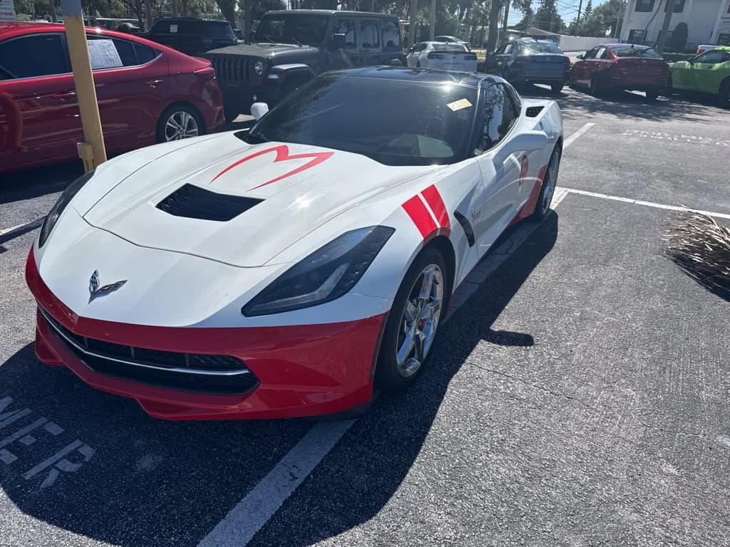 2015 Chevrolet Corvette Base — photo 1 of 3