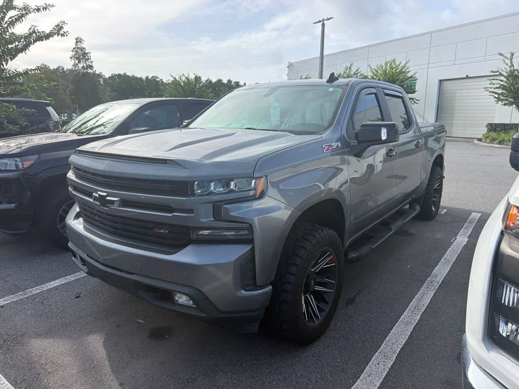 2020 Chevrolet Silverado 1500 RST — photo 1 of 4