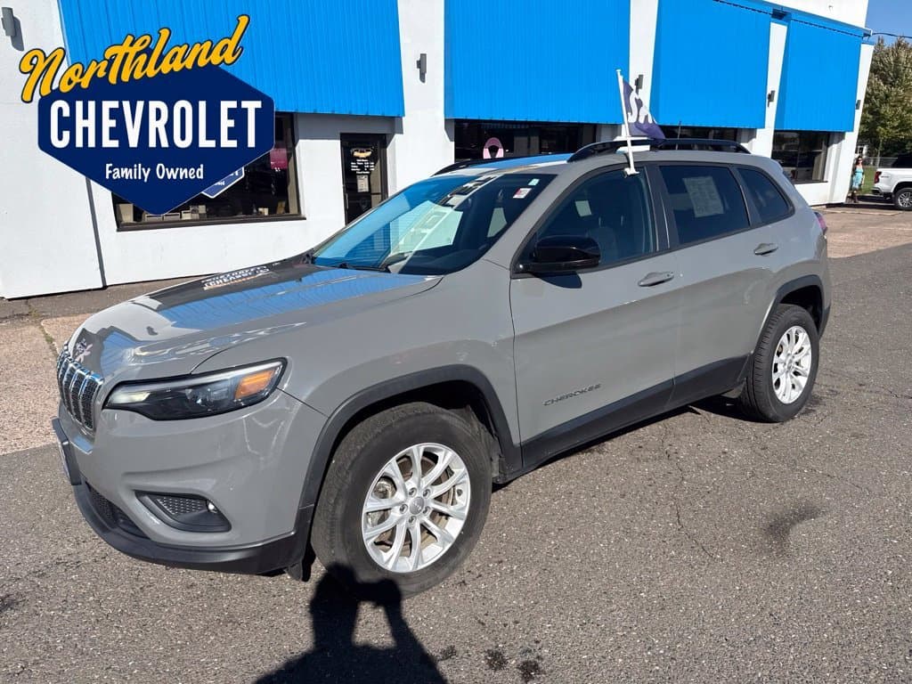 2022 Jeep Cherokee Latitude Lux — photo 1 of 37