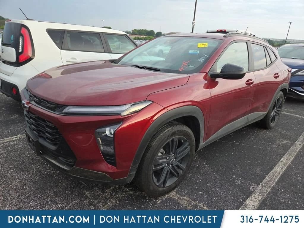 2024 Chevrolet Trax ACTIV — photo 1 of 10