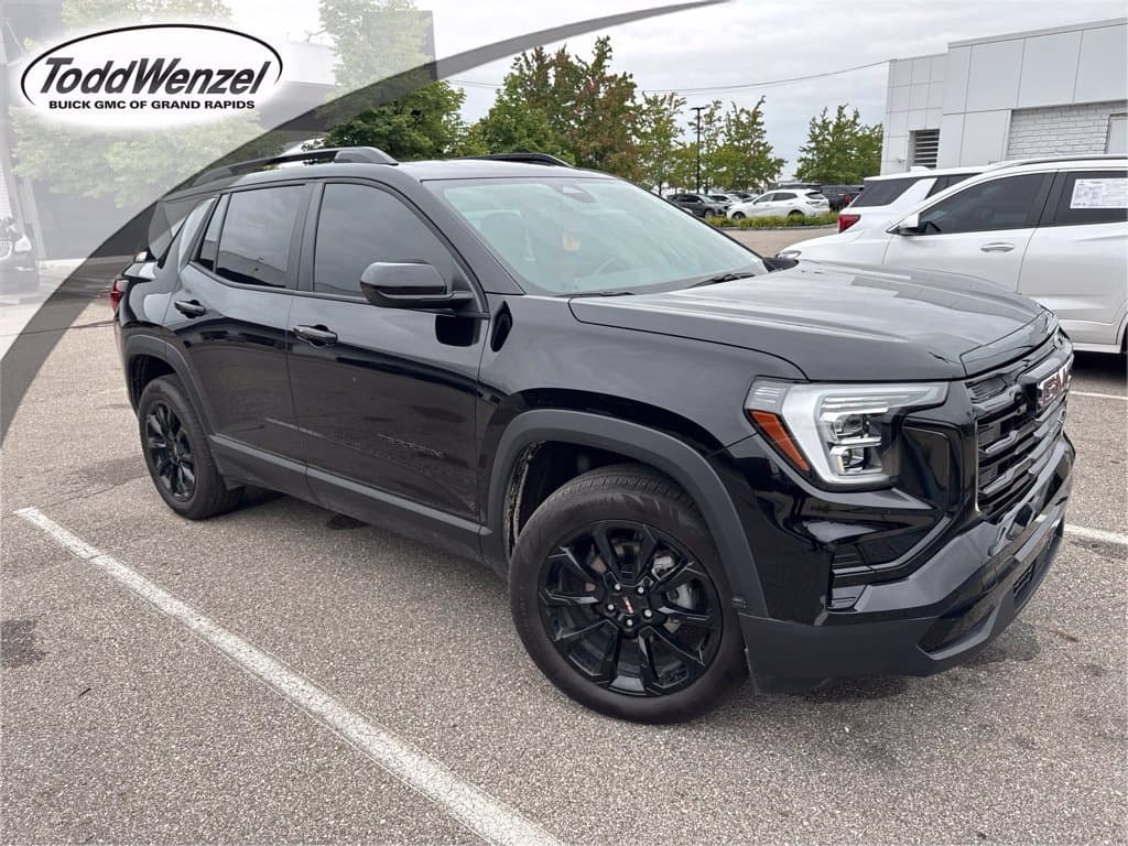 2025 GMC Terrain AWD Elevation — photo 1 of 15