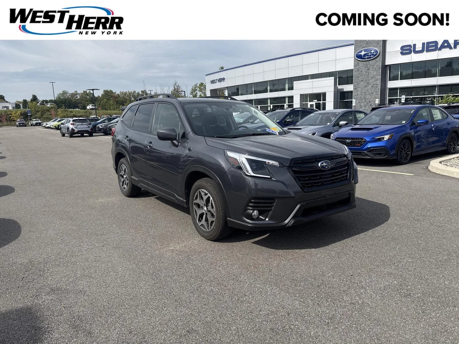 2023 Subaru Forester Premium — photo 1 of 23