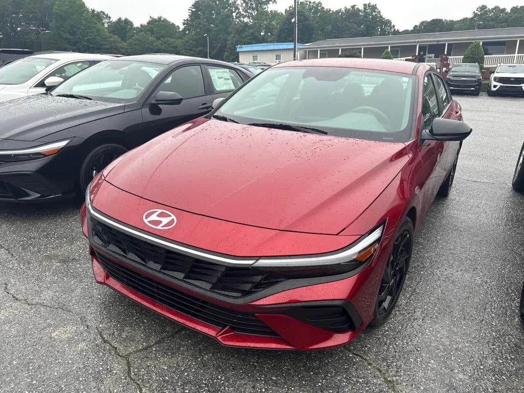 2026 Hyundai Elantra SEL Sport — photo 1 of 5