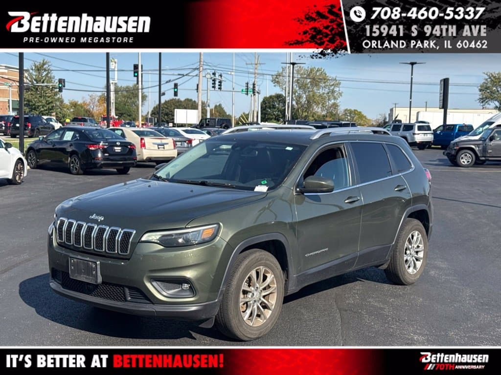 2021 Jeep Cherokee Latitude Lux — photo 1 of 11