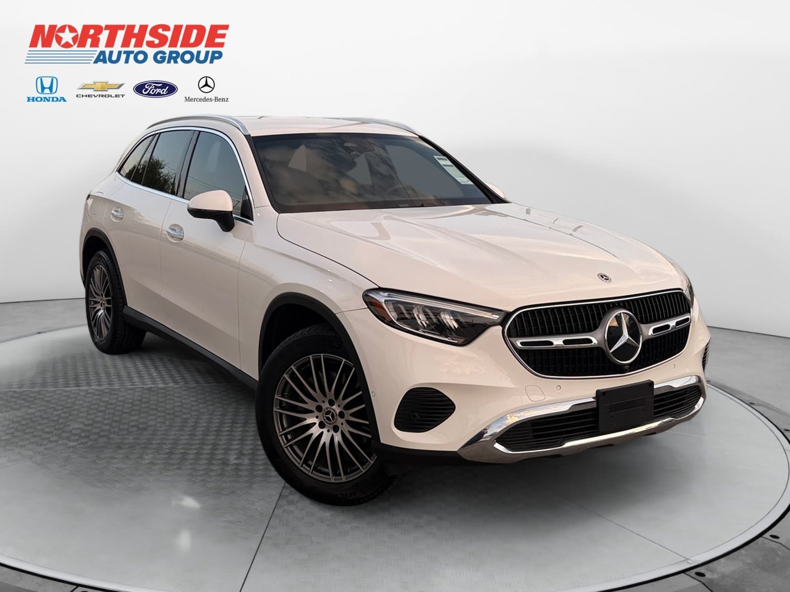2025 Mercedes-Benz GLC GLC 300 — photo 1 of 25