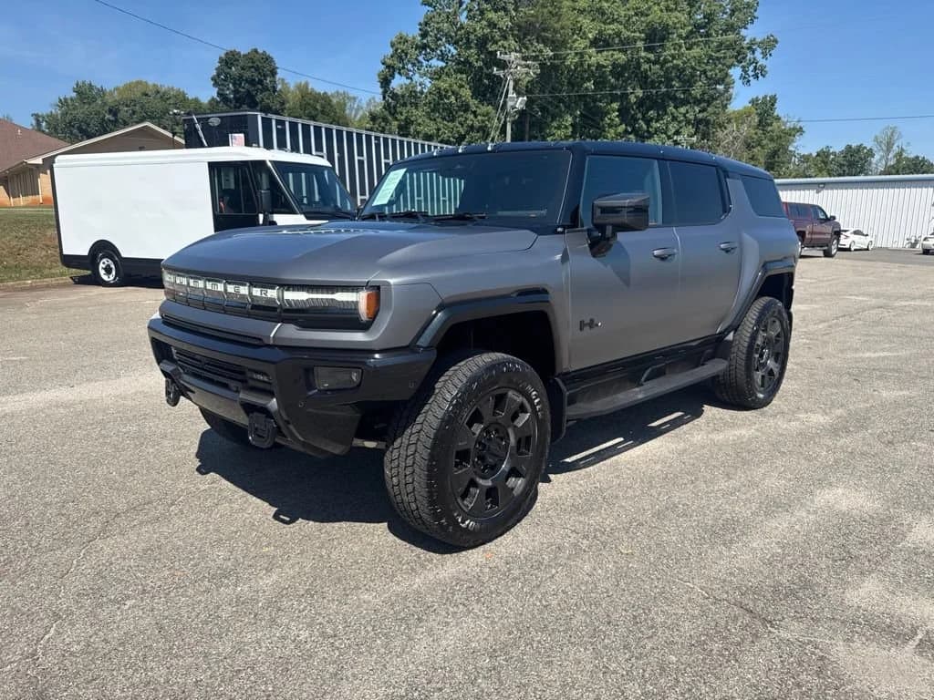 2026 GMC HUMMER EV SUV 3X — photo 1 of 41