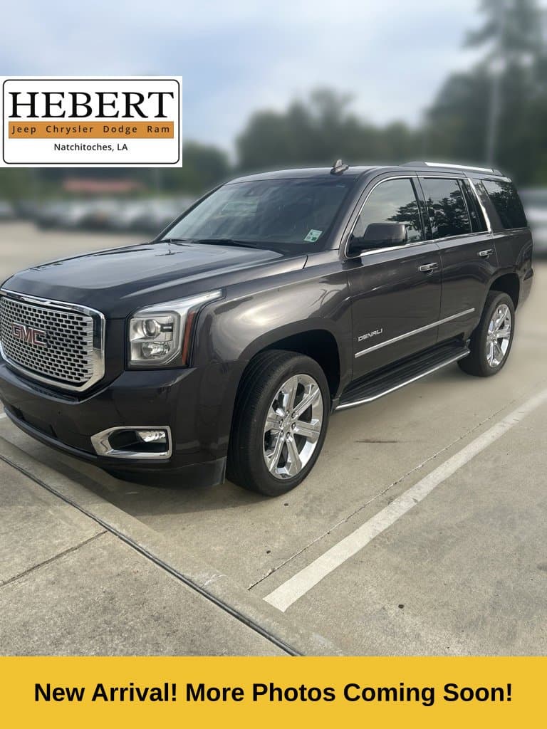 2017 GMC Yukon Denali — photo 1 of 6
