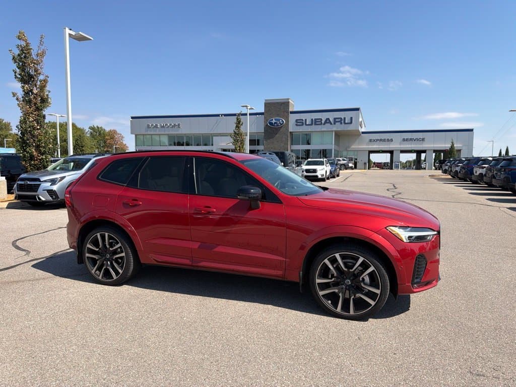 2024 Volvo XC60 Base — photo 1 of 7