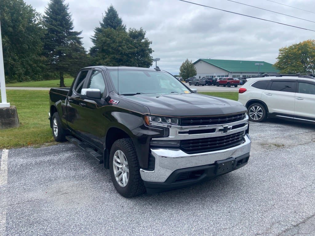 2019 Chevrolet Silverado 1500 LT — photo 1 of 5