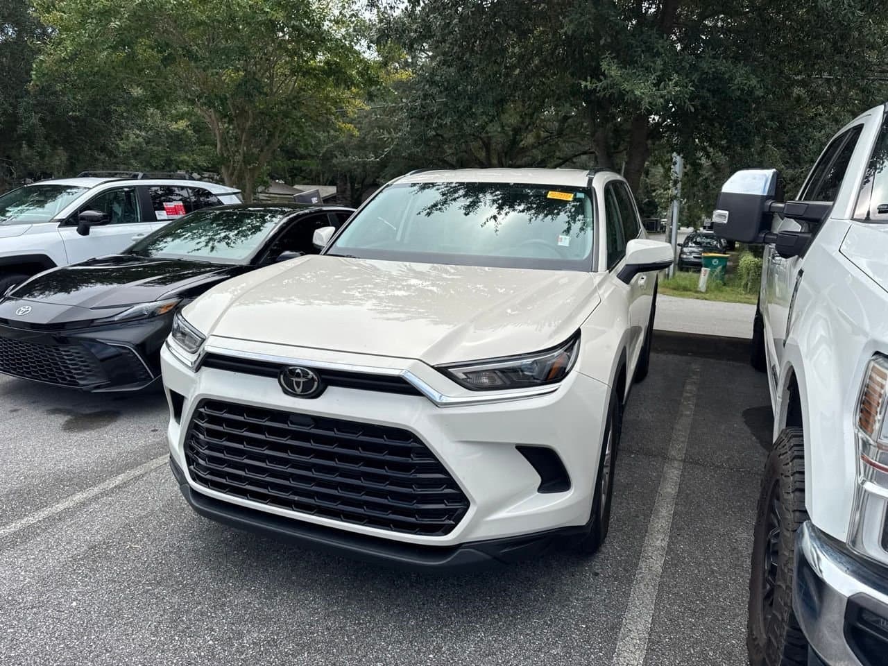 2024 Toyota Grand Highlander XLE — photo 1 of 7
