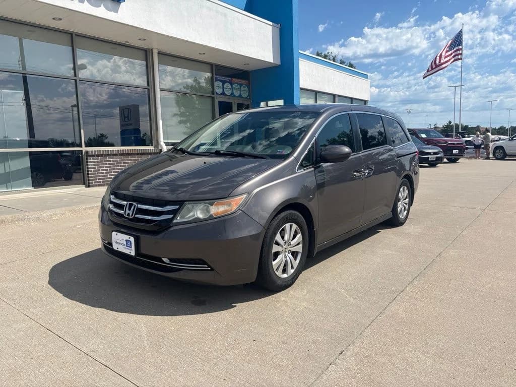 2016 Honda Odyssey EX-L — photo 1 of 42