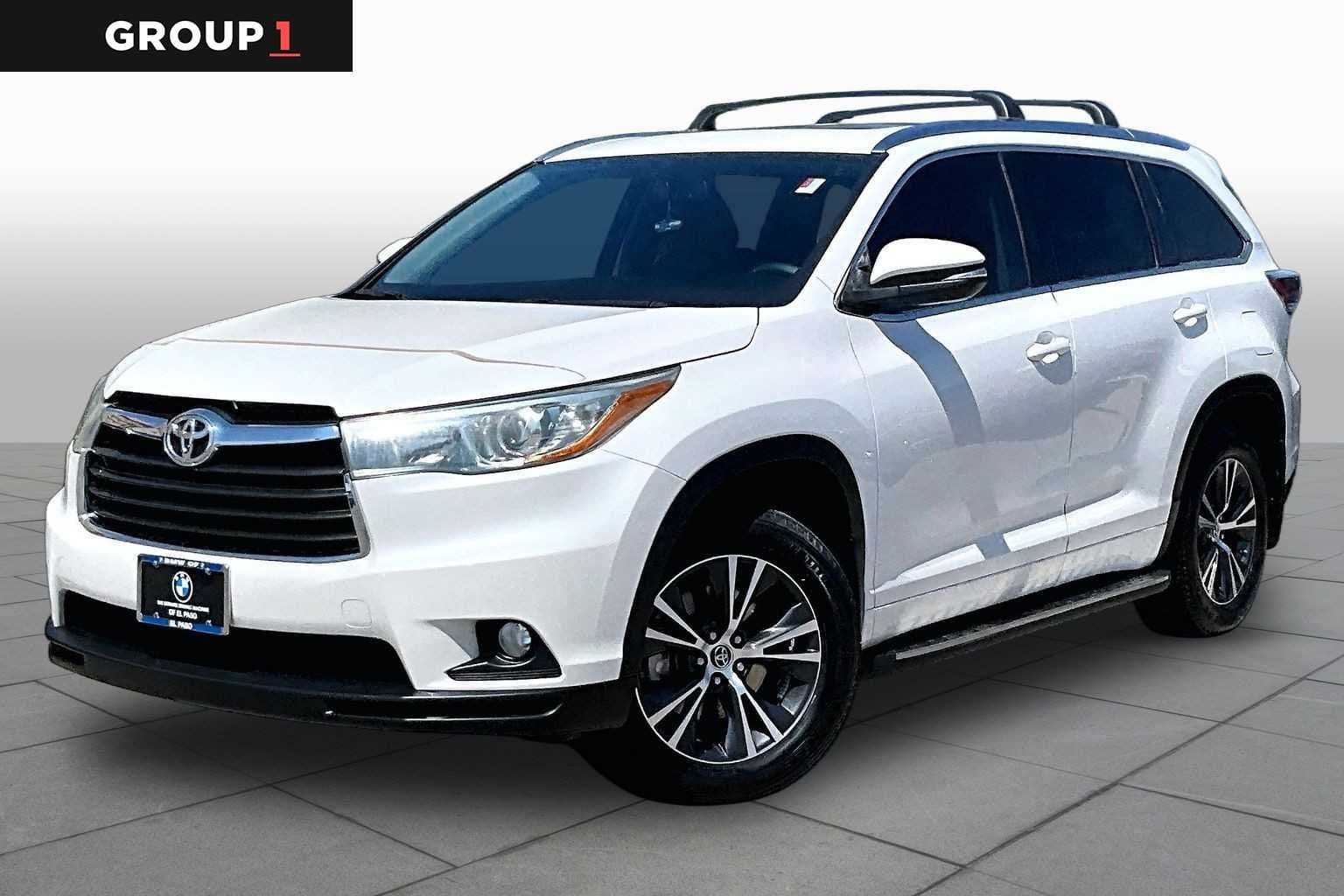 2016 Toyota Highlander XLE — photo 1 of 33