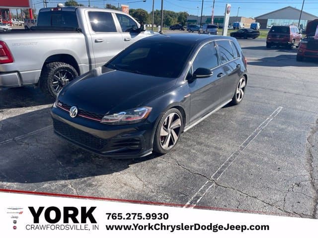 2018 Volkswagen Golf GTI Base — photo 1 of 10