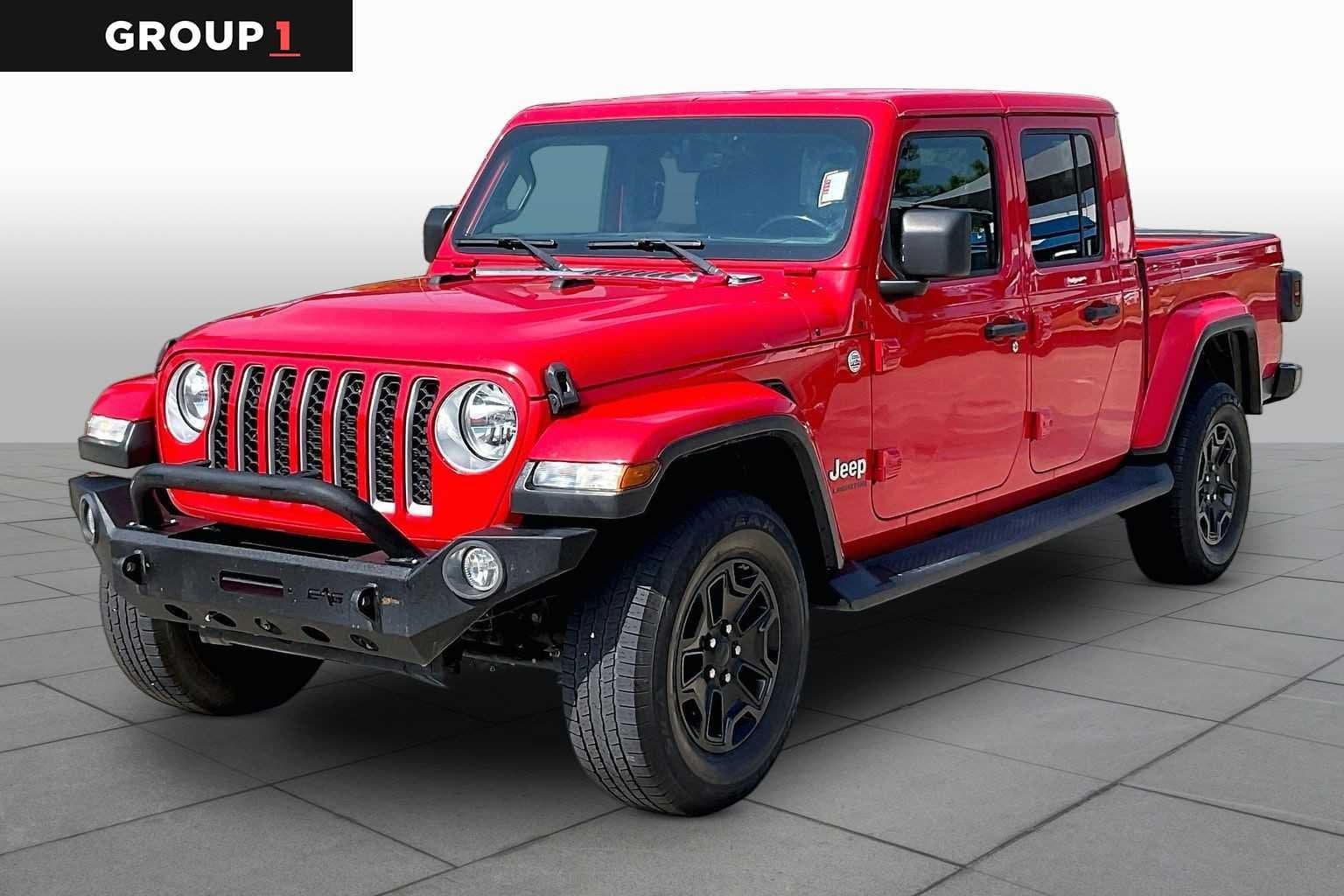 2020 Jeep Gladiator Overland — photo 1 of 34