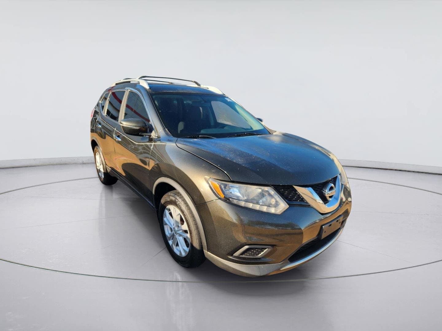 2016 Nissan Rogue SV — photo 1 of 10
