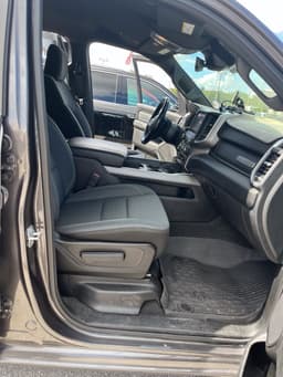 Extra Photo