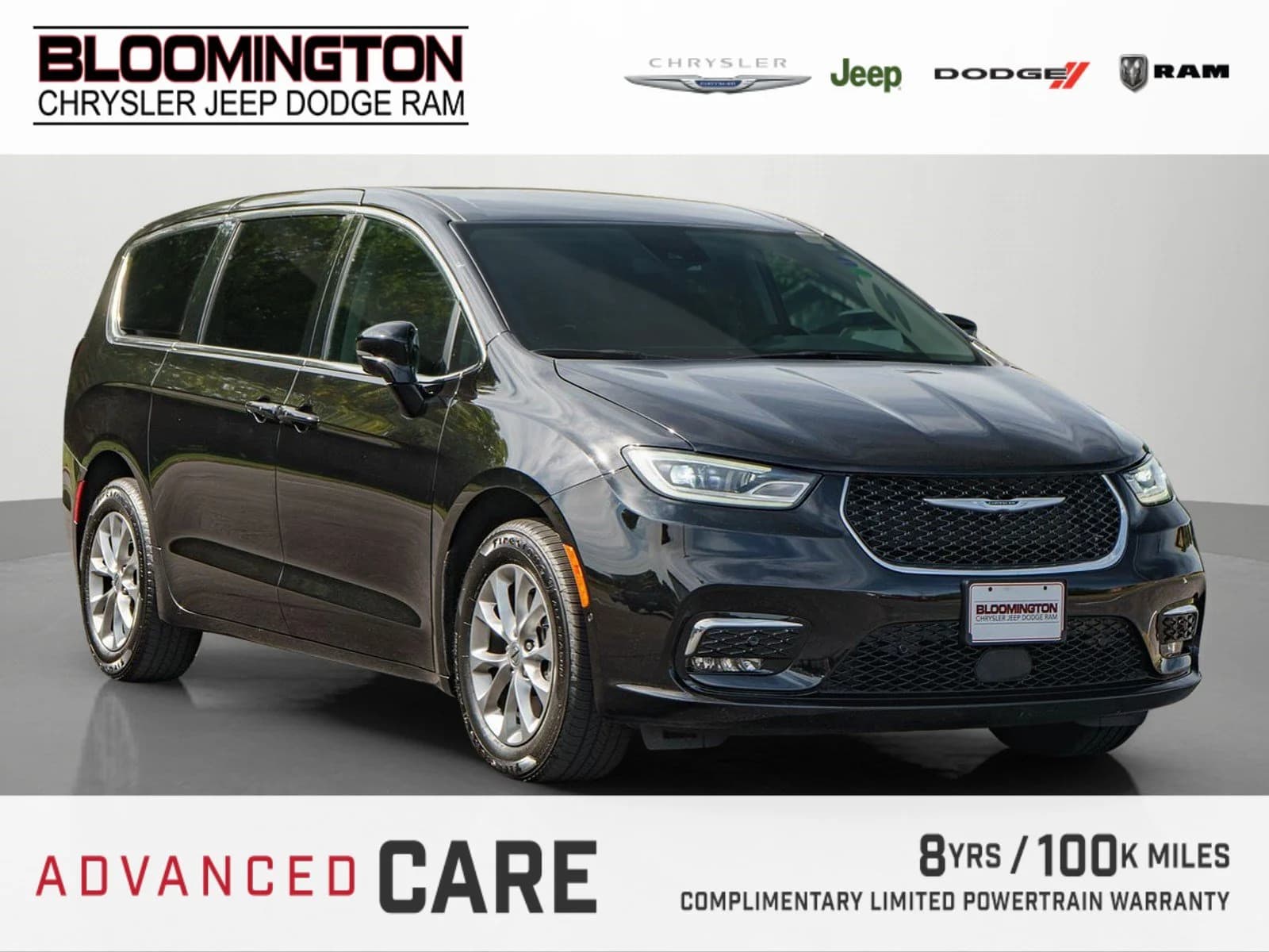 2024 Chrysler Pacifica Touring L — photo 1 of 29