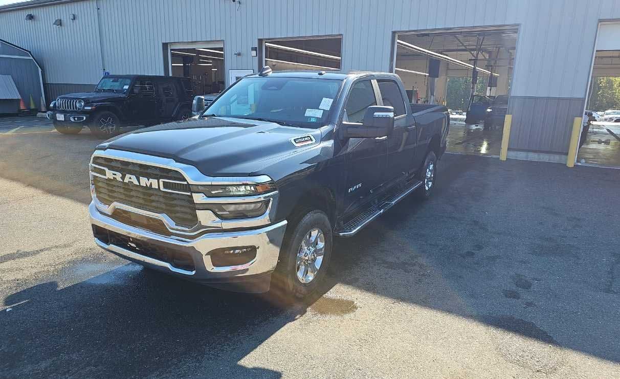 2026 RAM 2500 Big Horn — photo 1 of 5