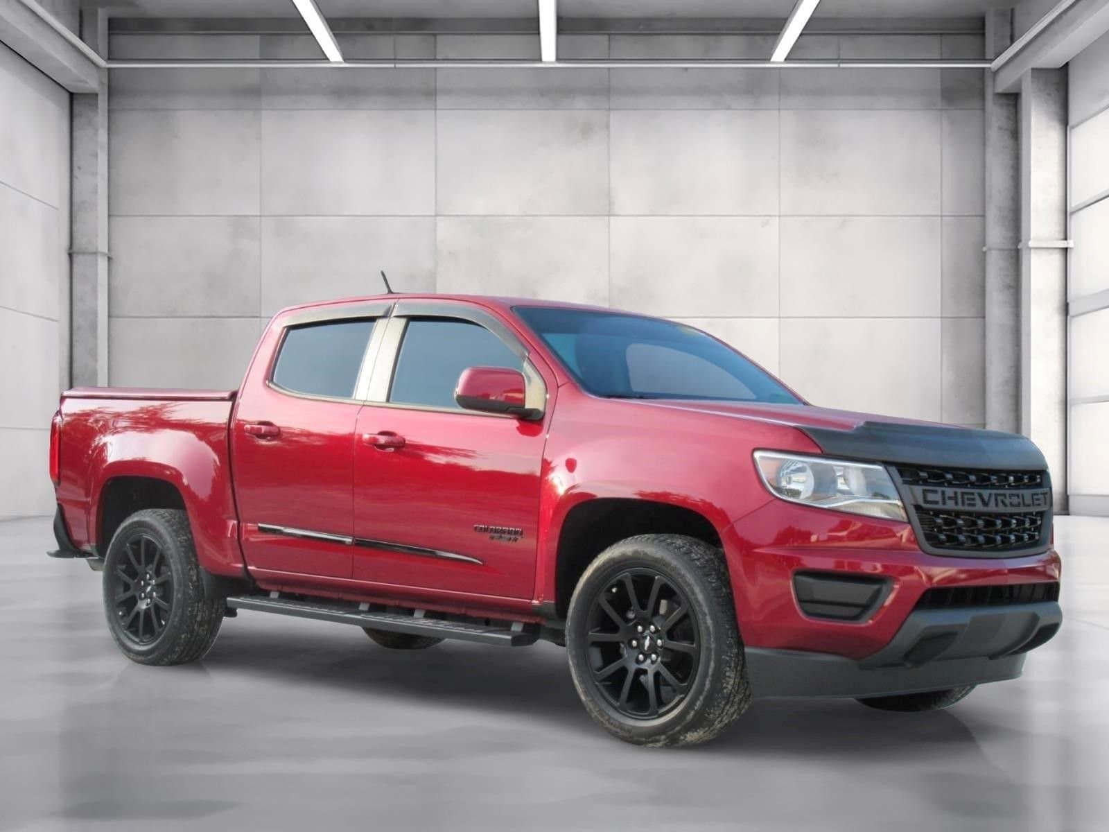 2020 Chevrolet Colorado LT — photo 1 of 38