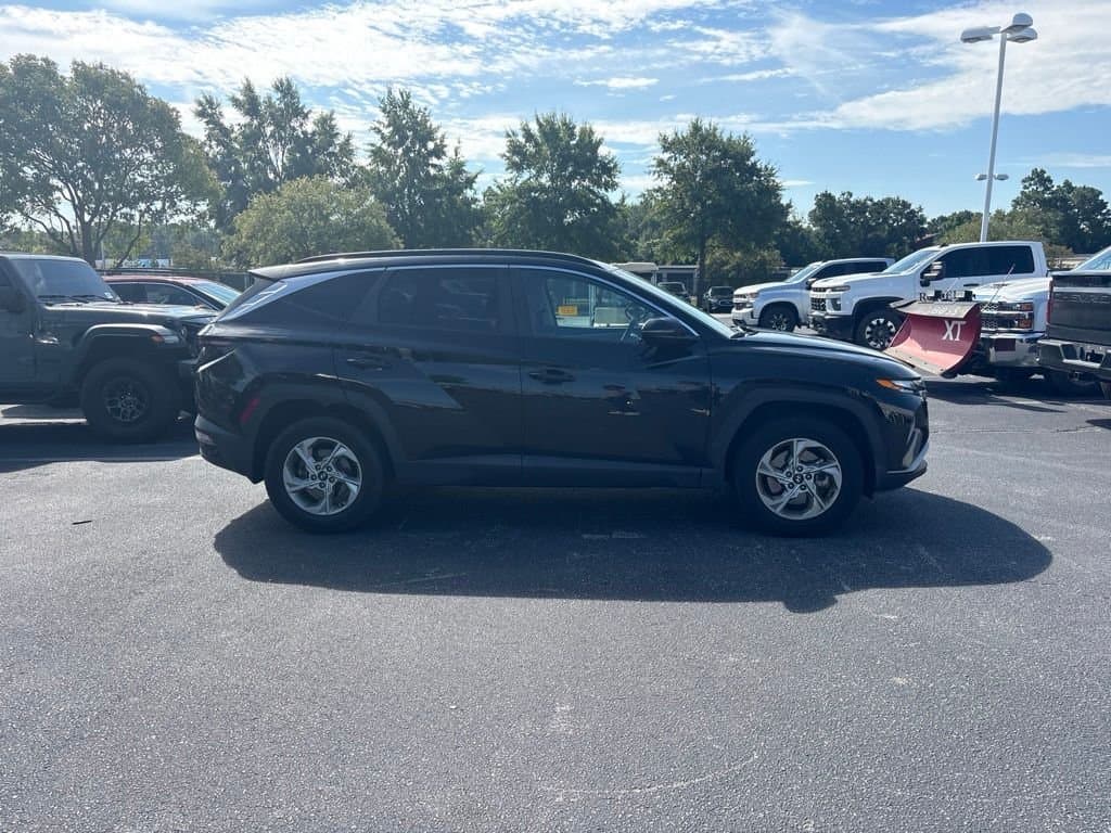 2023 Hyundai Tucson SEL — photo 1 of 9