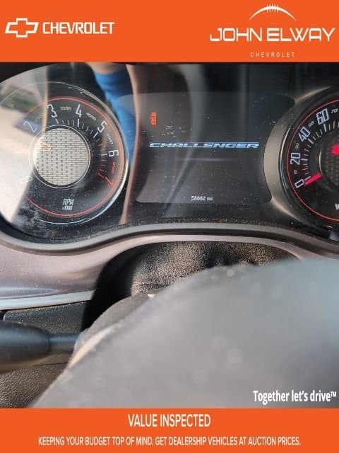 2019 Dodge Challenger SXT — photo 1 of 13