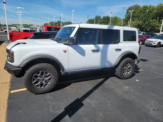 2025 Ford Bronco Badlands — photo 1 of 10