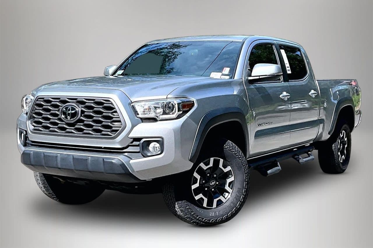 2022 Toyota Tacoma TRD Off-Road — photo 1 of 35
