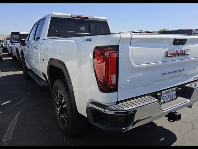 2023 GMC Sierra 2500HD SLT — photo 1 of 21