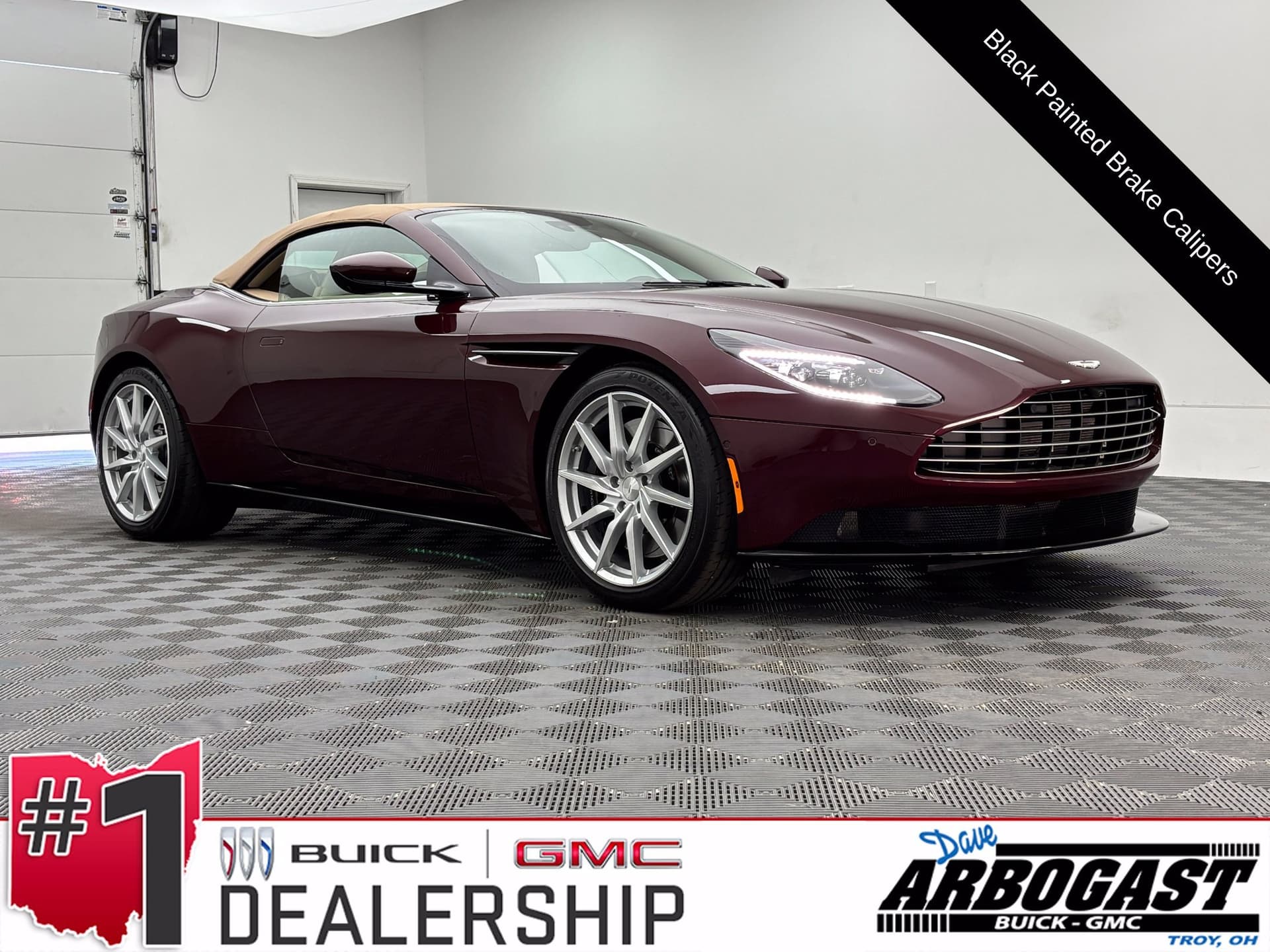 2019 Aston Martin DB11 Base — photo 1 of 63