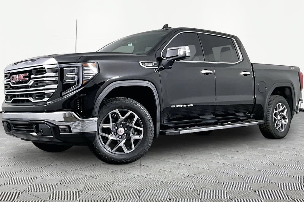 2026 GMC Sierra 1500 SLT — photo 1 of 38