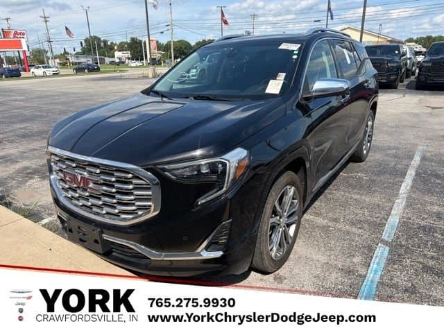 2020 GMC Terrain Denali — photo 1 of 15