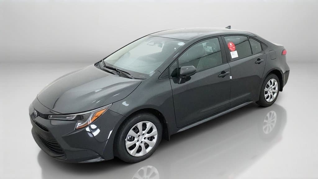 2027 Toyota Corolla LE — photo 1 of 24