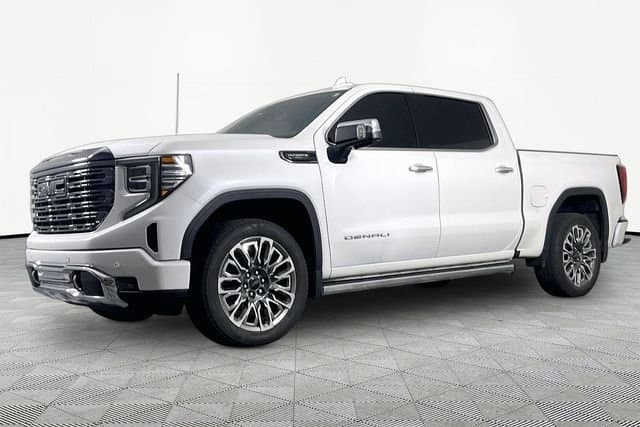 2024 GMC Sierra 1500 Denali Ultimate — photo 1 of 4