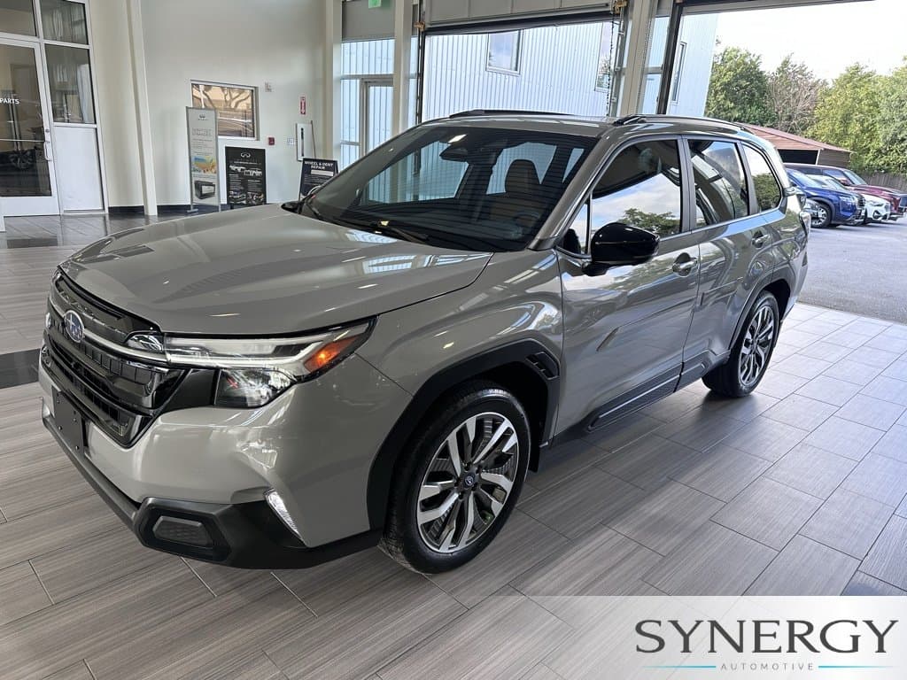 2025 Subaru Forester Touring — photo 1 of 27