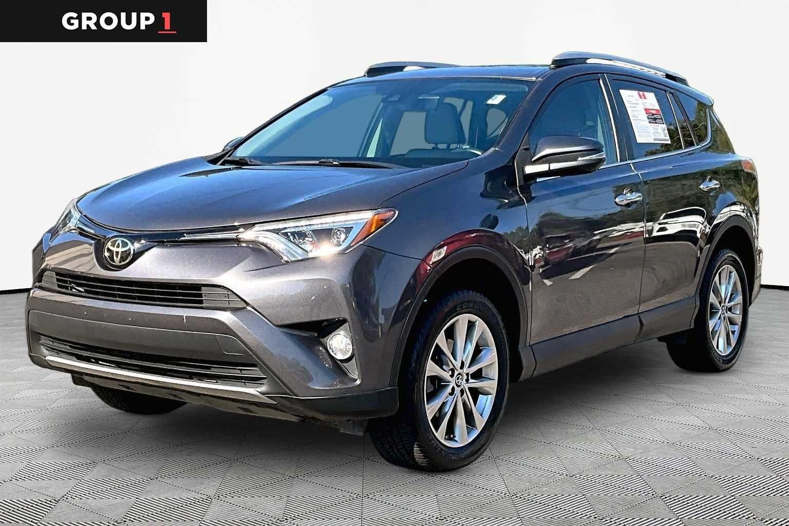 2018 Toyota RAV4 Limited — photo 1 of 34