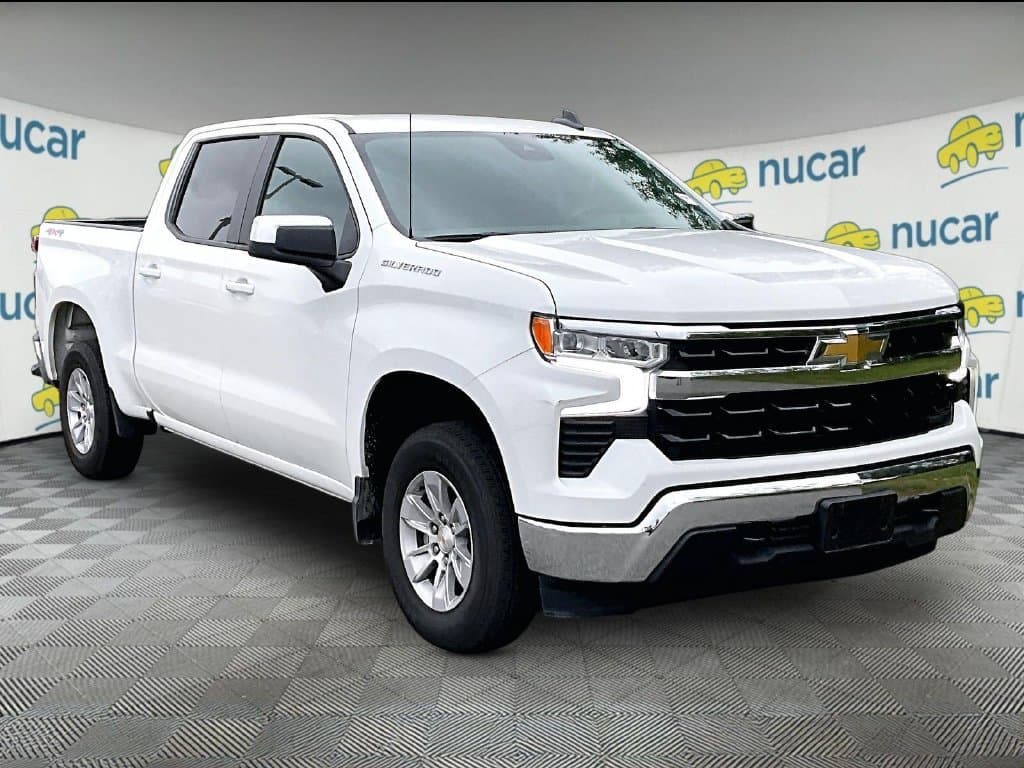2026 Chevrolet Silverado 1500 LT — photo 1 of 3