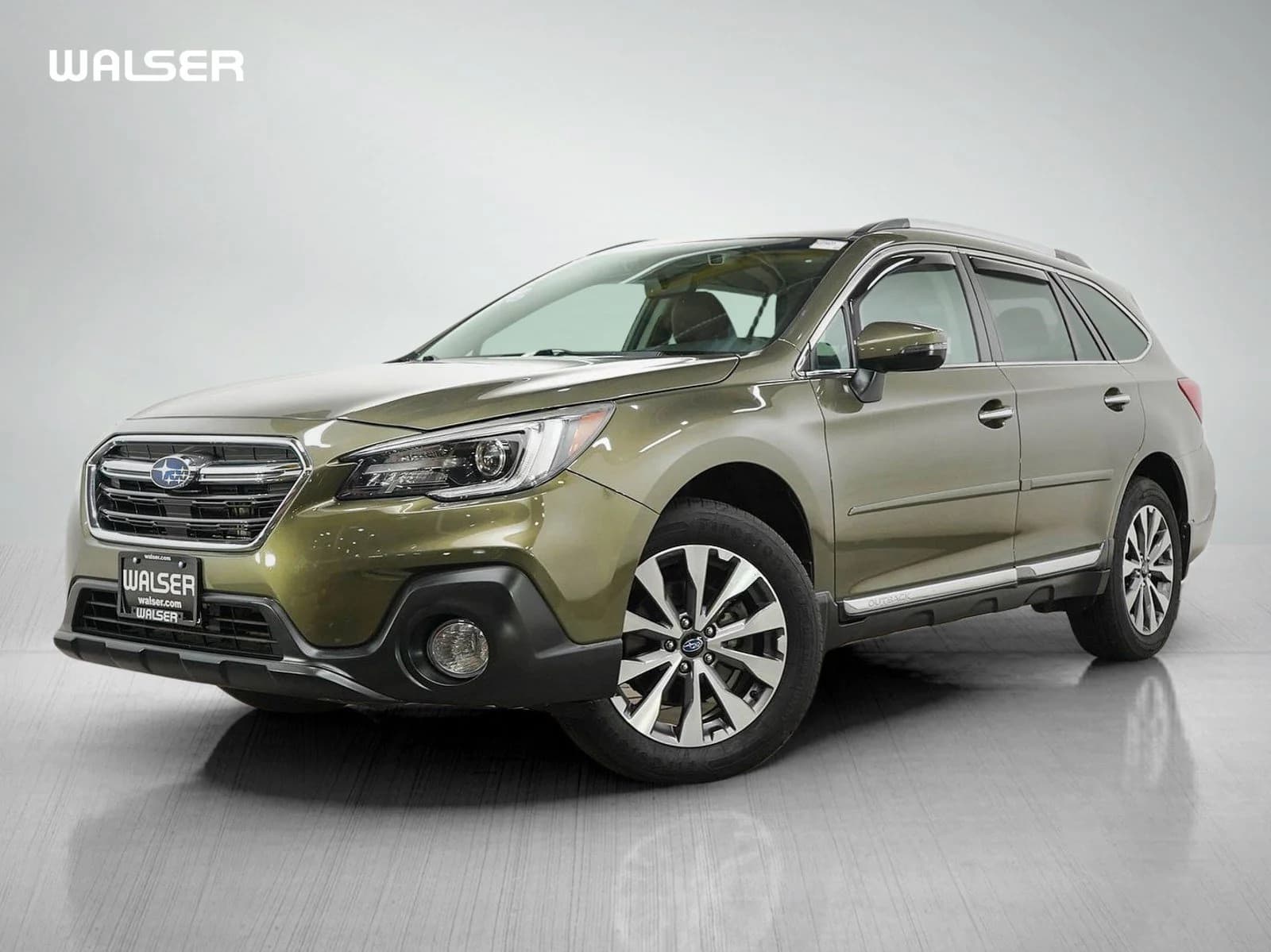 2018 Subaru Outback 2.5i — photo 1 of 31