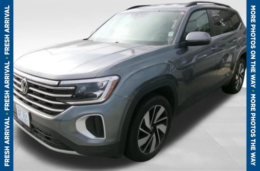 2025 Volkswagen Atlas 2.0T SE w/Technology — photo 1 of 8