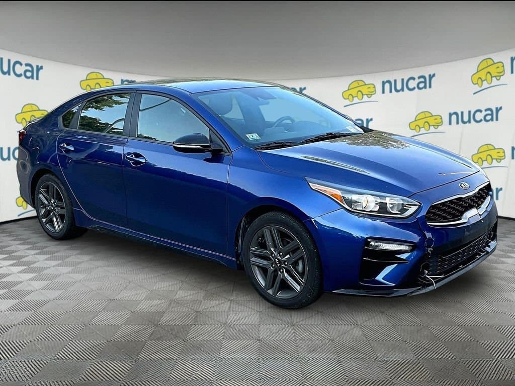 2020 Kia Forte GT-Line — photo 1 of 10